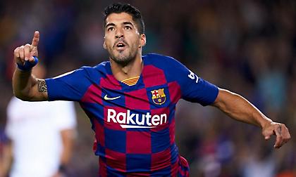 Τι έβαλε ο άνθρωπος: ΜΥΘΙΚΗ γκολάρα του Σουάρες με τακουνάκι! (video)