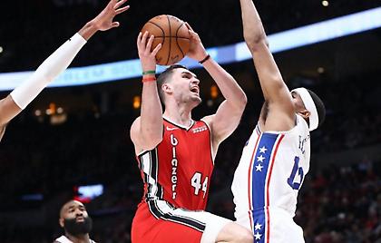 Υποκλίθηκε στον κόσμο του Παναθηναϊκού ο Χεζόνια (video)