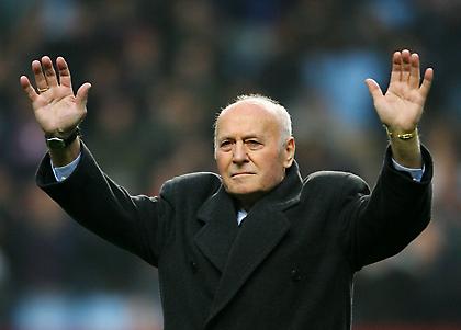 Το αντίο σε αυτόν που κάποτε έκανε την Άστον Βίλα πρωταθλήτρια Ευρώπης!