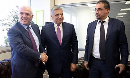 Τα κλικ από τις υπογραφές για την υπογειοποίηση