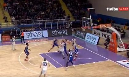 Τουρκία: Το πιο κουφό καλάθι της χρονιάς (video)