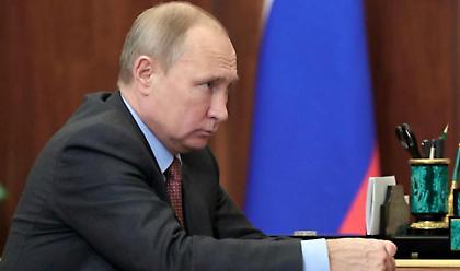 Ο Πούτιν προειδοποιεί για «δεύτερη Σρεμπρένιτσα» στην ανατολική Ουκρανία