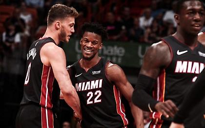 Νίκη σε ματς θρίλερ για τους Χιτ