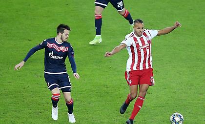 Το δοκάρι σταμάτησε τον Ελ Αραμπί (video)