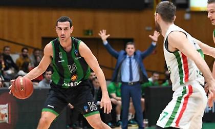 Στην Μπανταλόνα ο ελληνικός «εμφύλιος»