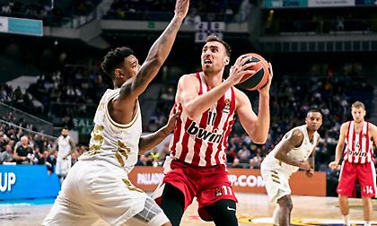 Το επιβλητικό κάρφωμα του Μιλουτίνοφ (video)