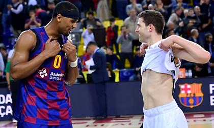 Φριντέτ και Ντέιβις αντάλλαξαν φανέλες (pic)