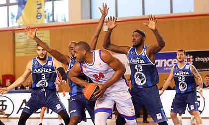 Ανάσανε ο Πανιώνιος, «βυθίστηκε» η Λάρισα