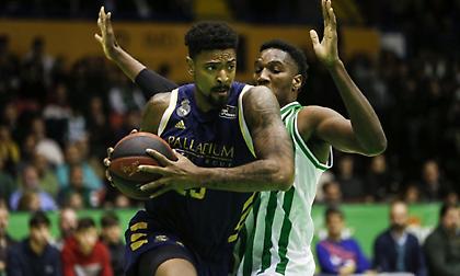 «Σβηστά» πέρασε από την έδρα της Μπέτις η Ρεάλ, διπλό με Μπόγρη η Τενερίφη