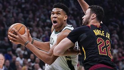 Το «χαλαρό» βράδυ του Γιάννη κόντρα στους Καβαλίερς