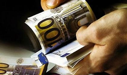 Μείωση της φορολογίας: Πόσο ωφελούνται μισθωτοί, επιχειρηματίες και συνταξιούχοι