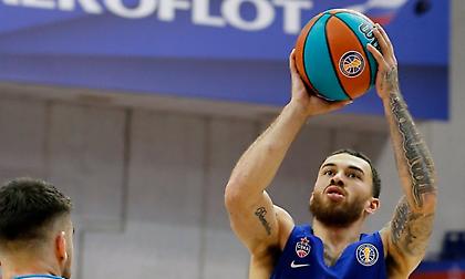 Άνετα η ΤΣΣΚΑ με σούπερ Τζέιμς και καλό Κουφό