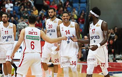 Άνετη νίκη εν όψει ΑΕΚ για Χάποελ