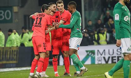 Επιβλητική η Παρί κόντρα στους «στεφανουά»