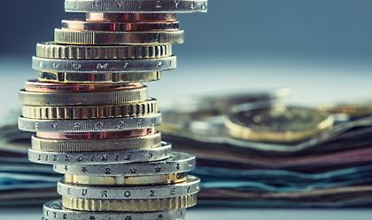 Το σχέδιο μείωσης εισφορών για μισθωτούς έως το 2023