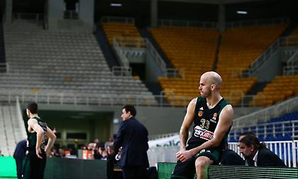 Χρυσή νίκη με απεξάρτηση από το ΟΑΚΑ, αλλά όχι από τον Καλάθη