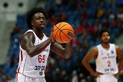 Μπράουν: «Δύσκολο το ματς, σκληρή ομάδα η ΑΕΚ»