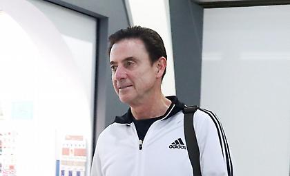 Πιτίνο: «Δεν είμαι σίγουρος για την παρουσία του Γιάννη στο Προολυμπιακό»