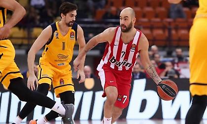 Σβεντ: Απίστευτο ρεκόρ προσπαθειών από το τρίποντο! (video)