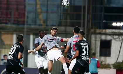 Πλέον, για τον Ολυμπιακό απαγορεύεται κι αυτό, να παίρνουν κόκκινη πριν τα παιχνίδια τους μαζί του!