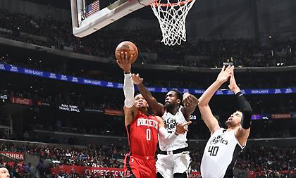 Μεγάλη νίκη Ρόκετς στο LA με τρομερό Γουέστμπρουκ