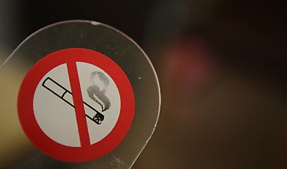 Κρήτη: «Έπεσε» η πρώτη «καμπάνα» για τσιγάρο και μάλιστα... επεισοδιακά!