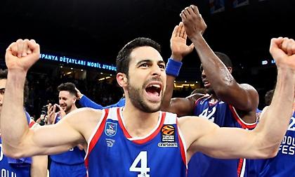 Απίθανο buzzer-beater του Μπαλμπάι πίσω από το κέντρο! (video)