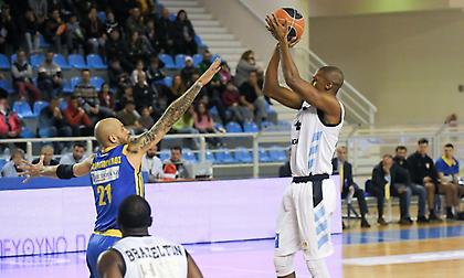 Από τη μια ρακέτα στην άλλη το buzzer-beater του Κρόμα (video)