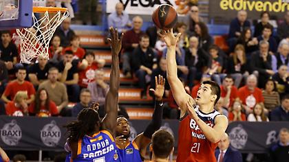 «Ξέρανε» τη Βαλένθια η Μανρέσα! (video)