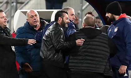 Μπέος σε Καραπαπά: «Ήταν κανονικό γκολ, αλλά δεν θα μπαίνεις μέσα να κάνεις ό,τι γουστάρεις» (video)