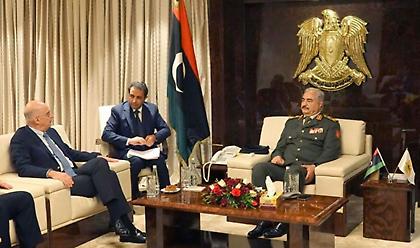 Λιβύη: Τη συνάντηση Δένδια - Χαφτάρ καταγγέλλει η Τρίπολη