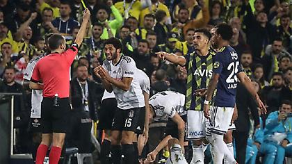 Η Μπεσίκτας ζήτησε τις συνομιλίες του διαιτητή με το VAR στο ντέρμπι με τη Φενέρ!