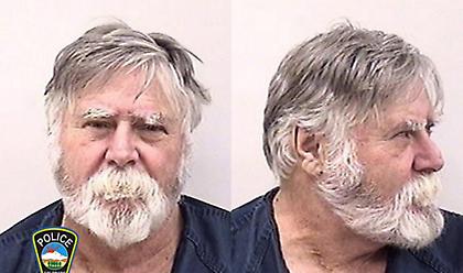 ΗΠΑ: Ληστής πέταγε τα χρήματα στον αέρα φωνάζοντας «Καλά Χριστούγεννα»