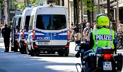 Περαστικός επέστρεψε σακίδιο με 16.000 ευρώ στον αφηρημένο ιδιοκτήτη του