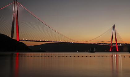 Τουρκία: Πλοίο προσέκρουσε στην ακτή του Βοσπόρου