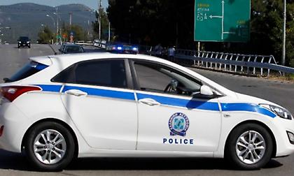 Πετράλωνα: Ομολόγησε ότι σκότωσε και πέταξε στα σκουπίδια το νονό του – Έρευνες για τη σορό