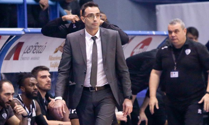 Χαραλαμπίδης: «Δεν είναι εικόνα ομάδας αυτό, ζητάω συγγνώμη»