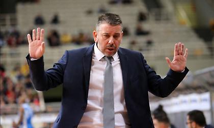 Παπαθεοδώρου: «Είμαστε χαρούμενοι όπως παίζουμε»