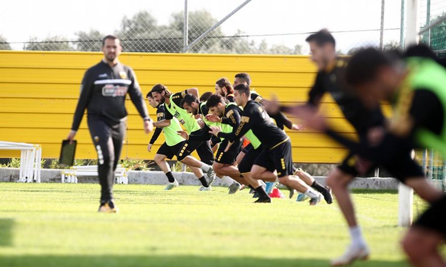 Τα κεφάλια μέσα για τους παίκτες της ΑΕΚ (pics)