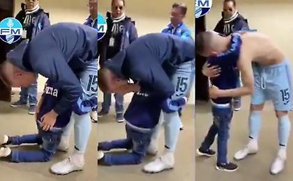 Απίστευτη σκηνή: Πιτσιρικάς πέφτει κλαίγοντας στα πόδια ποδοσφαιριστή για να μη φύγει