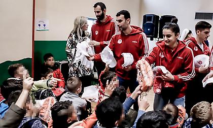 Μοίρασε δώρα στην «Κιβωτό του Κόσμου» ο Ερασιτέχνης Ολυμπιακός