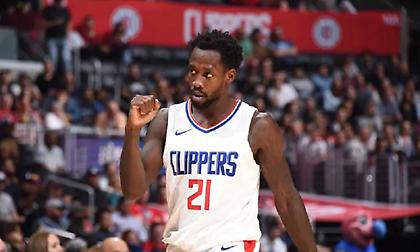 Πρόβλημα με Μπέβερλι στους Κλίπερς