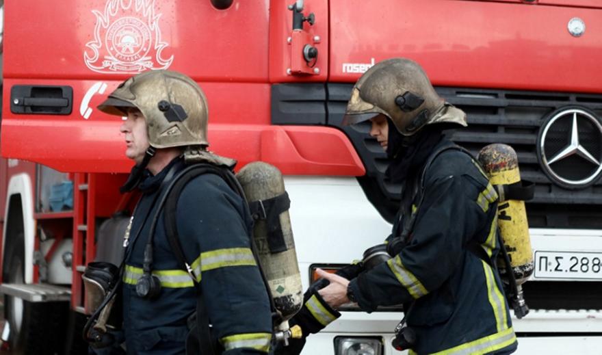 Φωτιά σε διαμέρισμα στην Αγία Παρασκευή - Προληπτική εκκένωση κτιρίου