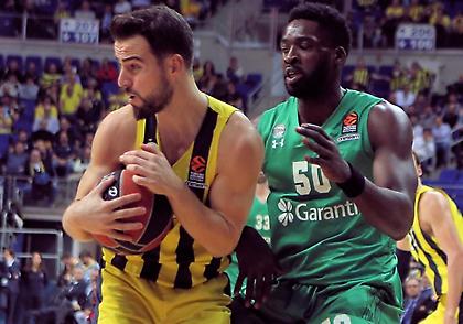 Μαχμούτογλου: «Πολύ δυνατός ο Ολυμπιακός, κρίσιμο το ματς»