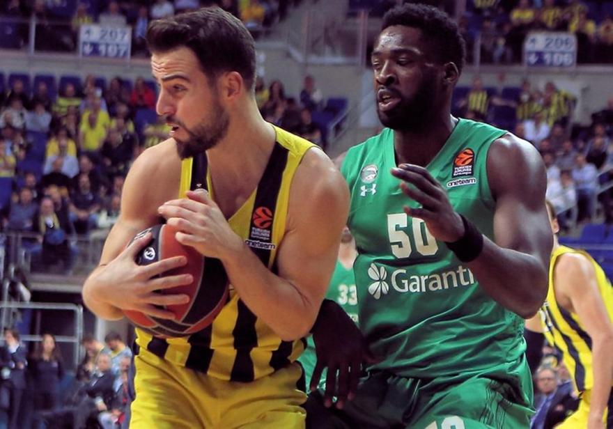 Μαχμούτογλου: «Πολύ δυνατός ο Ολυμπιακός, κρίσιμο το ματς»