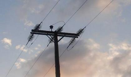 Αποκαταστάθηκε η ηλεκτροδότηση στα Βίλια- Χωρίς ρεύμα παραμένει η Κάζα