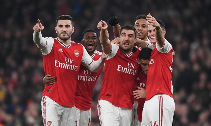 Ανάσταση… πρωτοχρονιάτικα για την Άρσεναλ