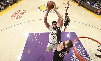 Με το δεξί στο 2020 οι Λέικερς