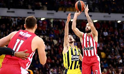 LIVE: Ολυμπιακός-Φενέρ (4η περίοδος)