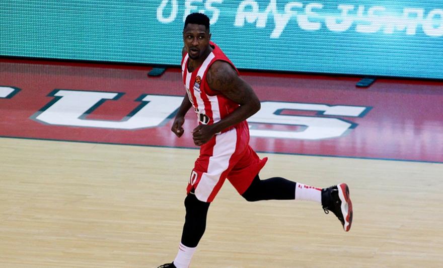 Σκληρή αυτοκριτική από Τσέρι: «Δεν έχουμε ταυτότητα, κανείς δεν μας φοβάται»